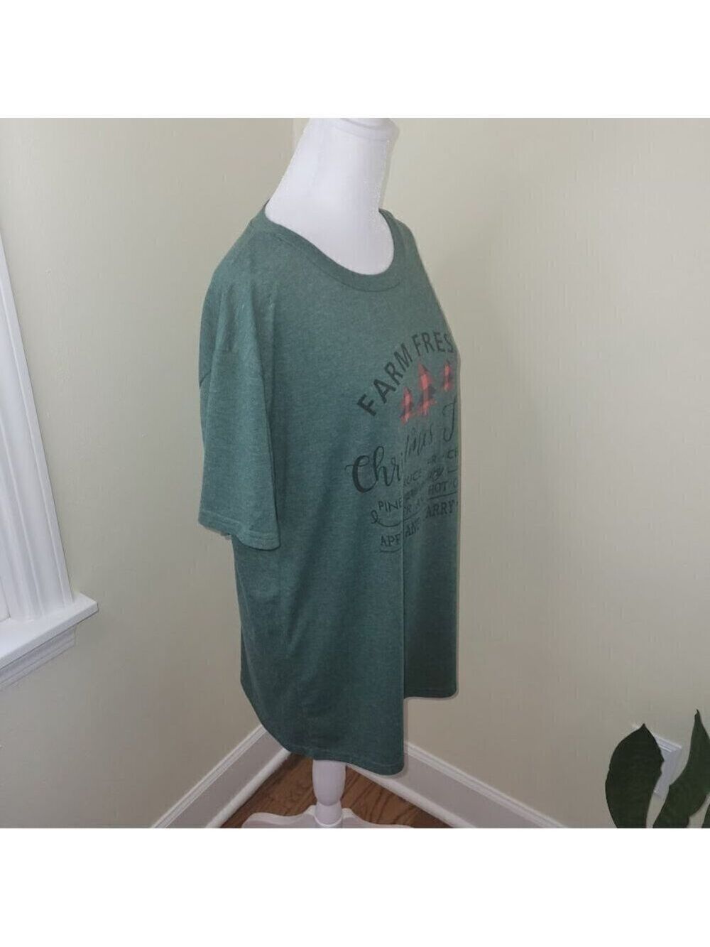 Merry Christmas 2 Short Sleeve T-Shirt Gray & Green Xmas Women's Size XL - Picture 14 of 16